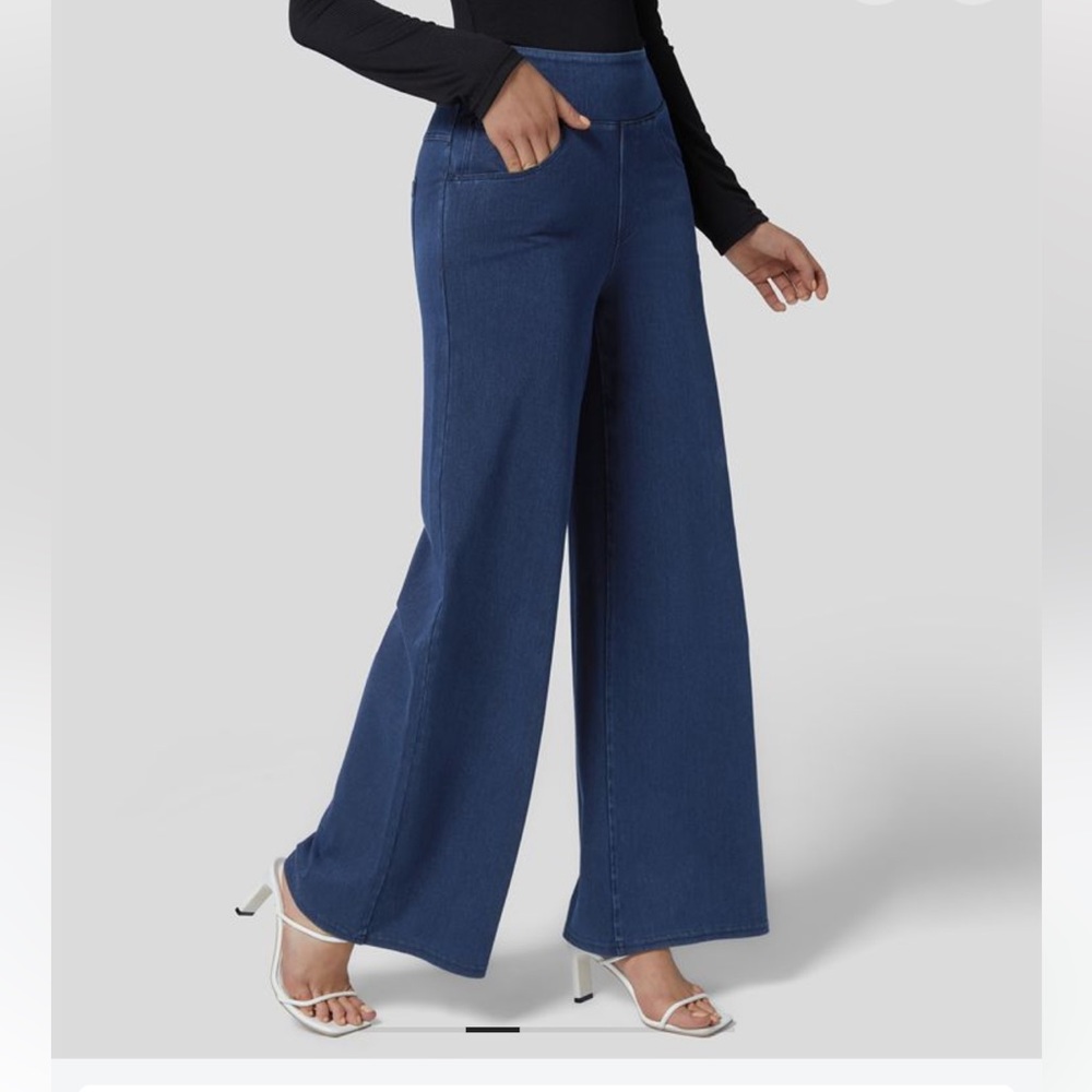 NWT Halara Magic High Waisted Wide Leg